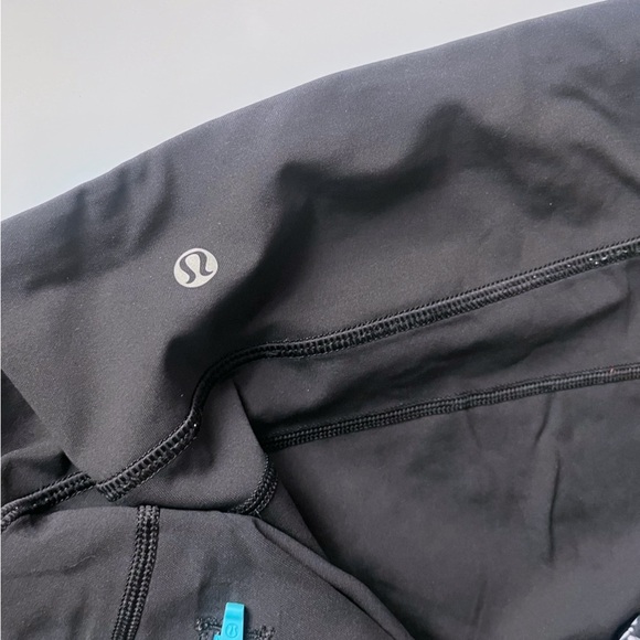 Lululemon • Run: Top Speed Crop in Mini Brushed Animal Black White / Black - Picture 13 of 13